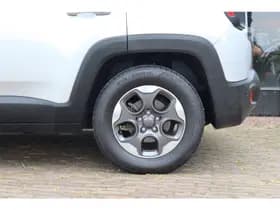 Jeep Renegade 1.4 Longitude thumbnail 26