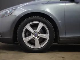 Volvo V40 2.0 D2 Momentum thumbnail 16