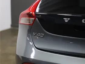 Volvo V40 2.0 D2 Momentum thumbnail 19