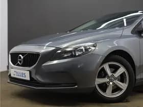 Volvo V40 2.0 D2 Momentum thumbnail 3