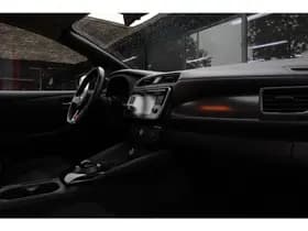 Nissan Leaf thumbnail 31