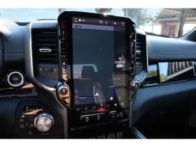 Dodge Ram 1500 2025 3.0L HURRICANE LARAMIE Night Premium thumbnail 11