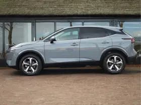 Nissan Qashqai thumbnail 8
