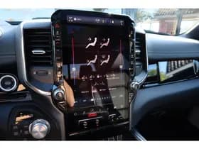 Dodge Ram 1500 2025 3.0L HURRICANE LARAMIE Night Premium thumbnail 35