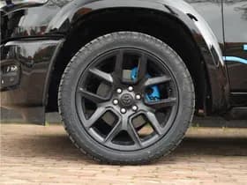 Dodge Ram 1500 2025 3.0L HURRICANE LARAMIE Night Premium thumbnail 7