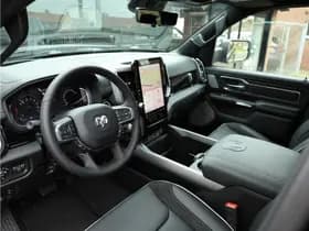 Dodge Ram 1500 2025 3.0L HURRICANE LARAMIE Night Premium thumbnail 9