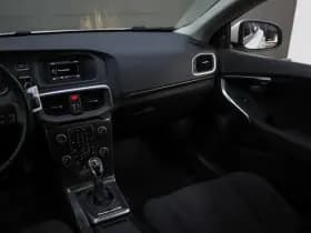 Volvo V40 1.5 T2 Kinetic Automaat thumbnail 8