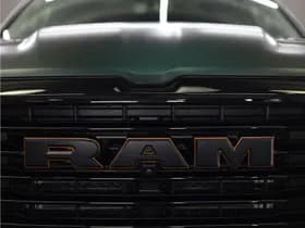 Dodge Ram 1500 2025 3.0L HURRICANE LARAMIE Night Premium thumbnail 40