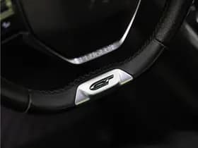 Peugeot 3008 1.6 HYbrid 300 GT Pack thumbnail 27