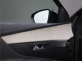 Peugeot 3008 1.6 HYbrid 300 GT Pack thumbnail 28