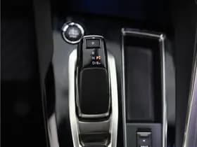 Peugeot 3008 1.6 HYbrid 300 GT Pack thumbnail 35