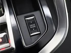 Peugeot 3008 1.6 HYbrid 300 GT Pack thumbnail 36