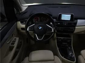 BMW 2 Serie Gran Tourer 216d Centennial High Executive thumbnail 31