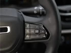 Jeep Compass 4xe 240 Plug-in Hybrid Upland thumbnail 28