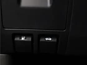 Isuzu D-max EV EXTENDED CAB 4WD LSX AT thumbnail 36