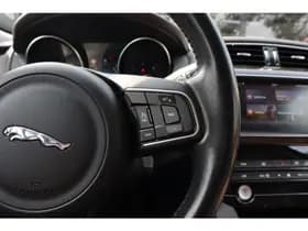 Jaguar F-Pace 3.0 Portfolio AWD 30d Navigatie thumbnail 19