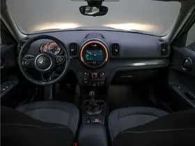 MINI Countryman 1.5 Cooper Business Edition thumbnail 6