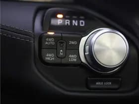 Dodge Ram 1500 5.7 V8 4x4 Crew Cab Limited LPG Onderbouw thumbnail 36