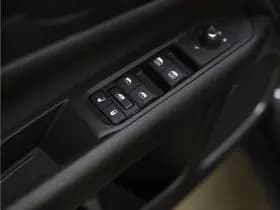 Jeep Compass 4xe 240 Plug-in Hybrid Trailhawk thumbnail 24