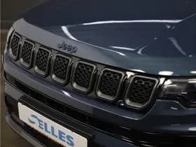 Jeep Compass 4xe 240 Plug-in Hybrid Electric S thumbnail 17