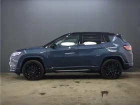 Jeep Compass 4xe 240 Plug-in Hybrid Electric S thumbnail 22