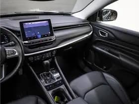 Jeep Compass 4xe 240 Plug-in Hybrid Electric S thumbnail 39