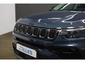 Jeep Compass 4xe 240 Plug-in Hybrid Electric S thumbnail 3