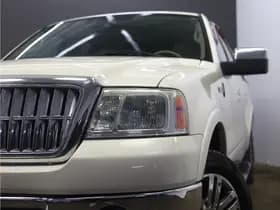 Lincoln MARK LT 5.4L V8 4x4 thumbnail 3