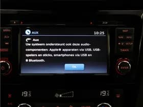 Nissan QASHQAI 1.2 Acenta Connect thumbnail 8