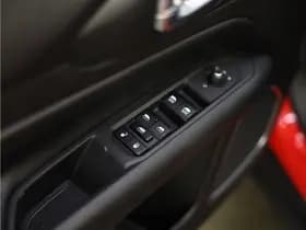 Jeep Compass 4xe 190 Plug-in Hybrid Electric Limited thumbnail 23