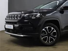 Jeep Compass 4xe 190 Plug-in Hybrid Electric Limited thumbnail 3