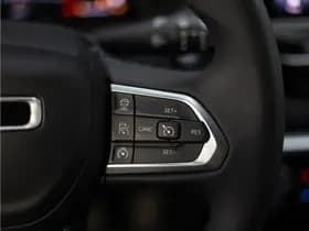 Jeep Compass 4xe 190 Plug-in Hybrid Electric Limited thumbnail 26