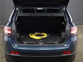 Jeep Compass 4xe 190 Plug-in Hybrid Electric Limited thumbnail 11