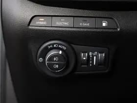 Jeep Compass 4xe 190 Plug-in Hybrid Electric Limited 80th Anniversary thumbnail 11