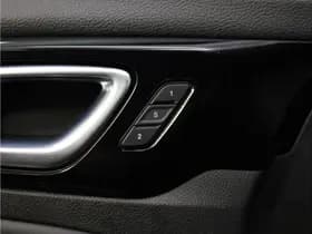 Jeep Compass 4xe 190 Plug-in Hybrid Electric Limited 80th Anniversary thumbnail 13