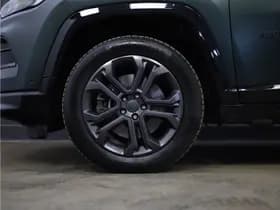 Jeep Compass 4xe 190 Plug-in Hybrid Electric Limited 80th Anniversary thumbnail 30