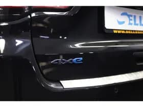 Jeep Compass 4xe 240 Plug-in Hybrid Electric S thumbnail 24