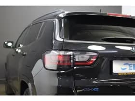 Jeep Compass 4xe 240 Plug-in Hybrid Electric S thumbnail 27