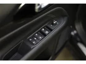 Jeep Compass 4xe 240 Plug-in Hybrid Electric S thumbnail 28