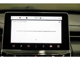 Jeep Compass 4xe 240 Plug-in Hybrid Electric S thumbnail 7