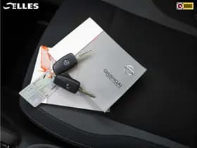 Nissan QASHQAI 1.2 N-Connecta thumbnail 12