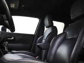 Jeep Renegade 4xe 240 Plug-in Hybrid Electric S thumbnail 2