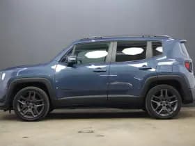 Jeep Renegade 4xe 240 Plug-in Hybrid Electric S thumbnail 28