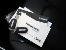 Jeep Renegade 4xe 240 Plug-in Hybrid Electric S thumbnail 35