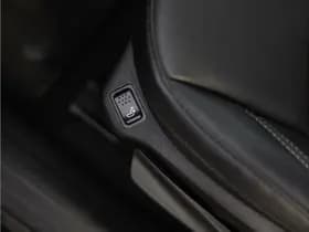 Jeep Compass 4xe 190 Plug-in Hybrid Electric Night Eagle thumbnail 10