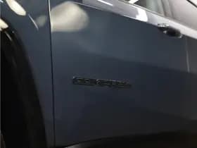 Jeep Compass 4xe 240 Plug-in Hybrid Electric S thumbnail 11