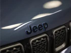 Jeep Compass 4xe 240 Plug-in Hybrid Electric S thumbnail 15