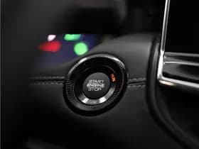 Jeep Compass 4xe 240 Plug-in Hybrid Electric S thumbnail 27