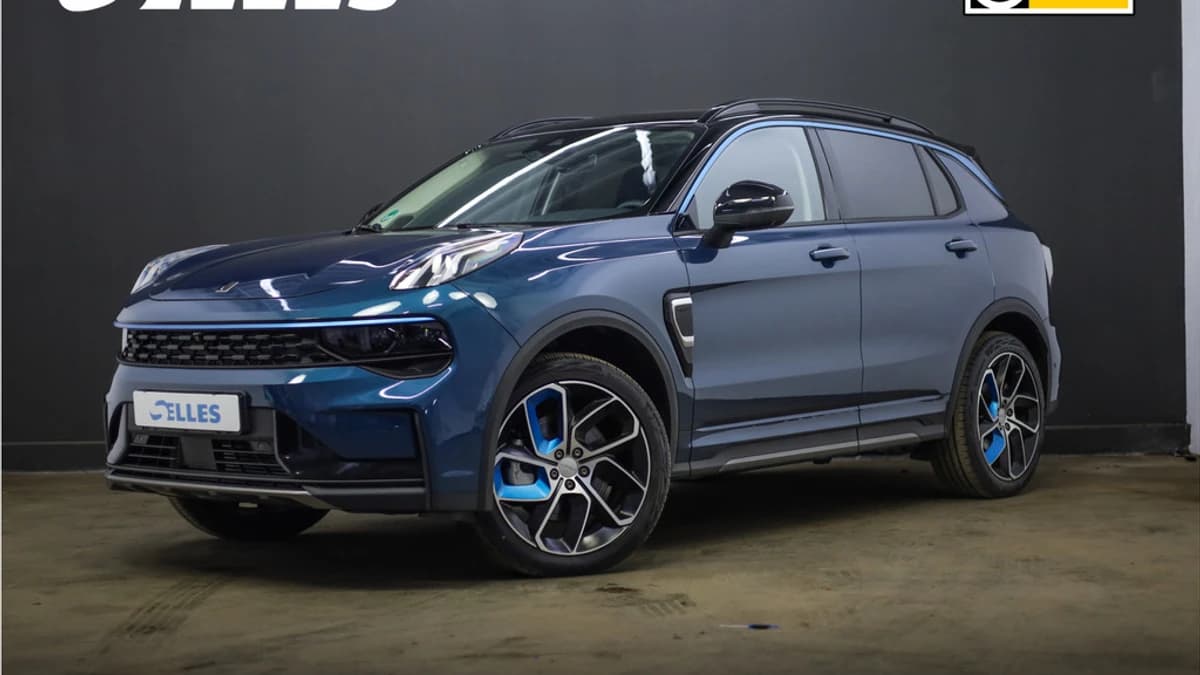 Lynk & Co 01 — foto 1