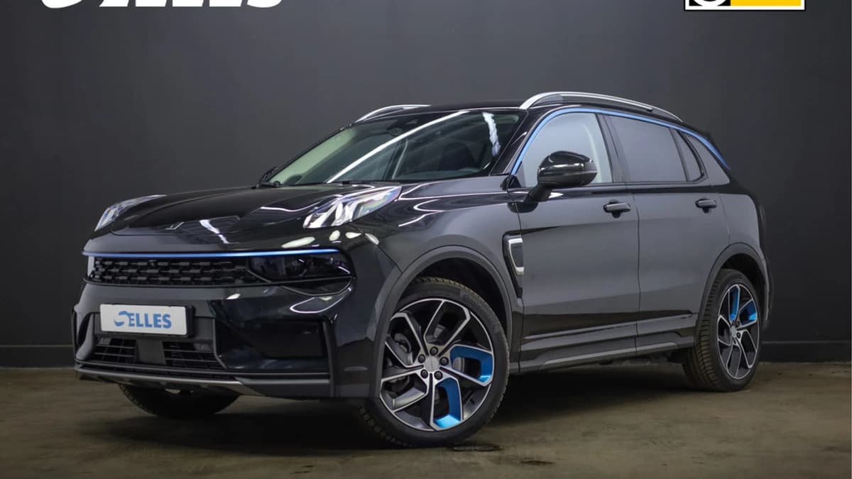 Lynk & Co 01 — foto 1